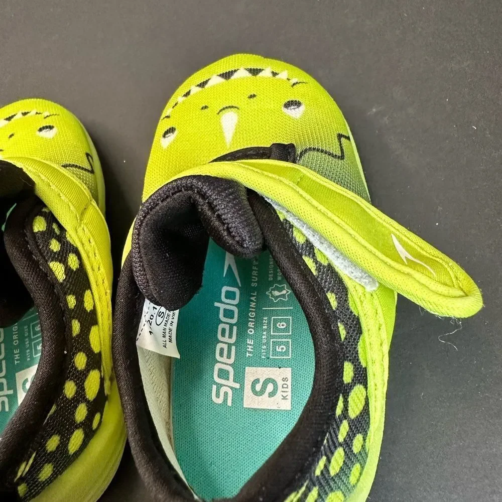 Speedo Neon Green Toddler Dinosaur‎ Water Shoes Size S (5-6)